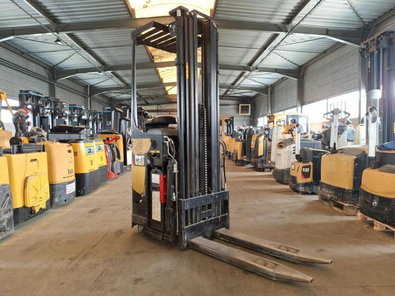 Caterpillar NSR16N2 - معدات تكديس: صور 1 Caterpillar NSR16N2 - معدات تكديس: صور 1