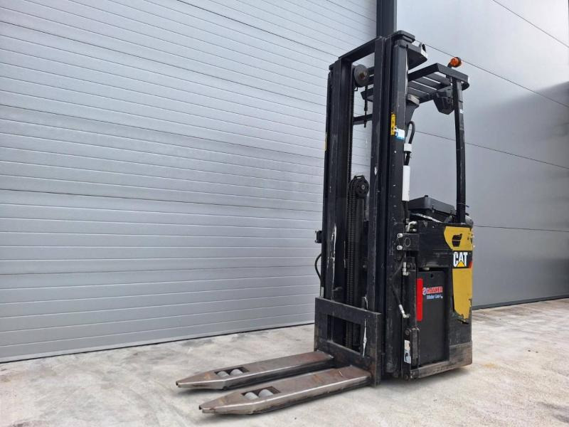 Caterpillar NSR20N - معدات تكديس: صور 1 Caterpillar NSR20N - معدات تكديس: صور 1