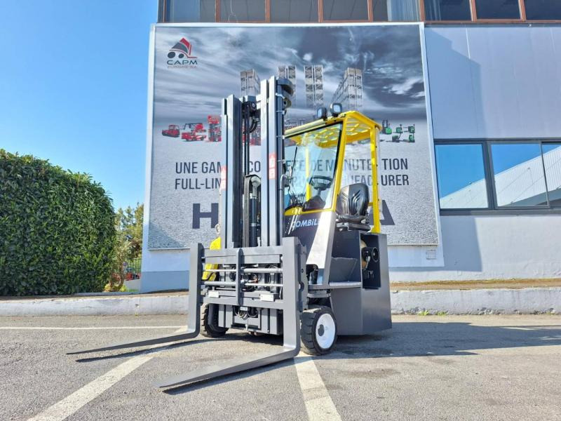 Combilift C2500CB - شاحنة المناولة رباعية الاتجاهات: صور 1 Combilift C2500CB - شاحنة المناولة رباعية الاتجاهات: صور 1