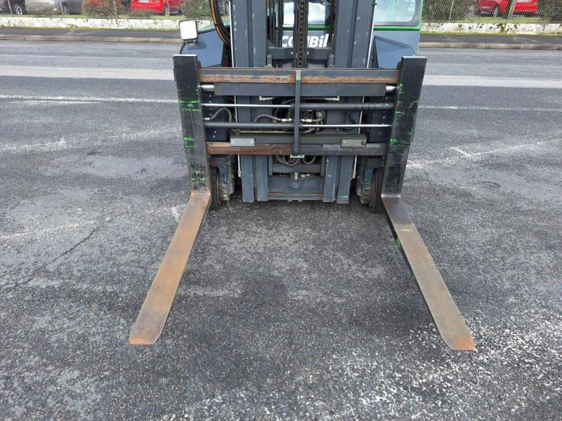 Combilift CBE2500 - شاحنة المناولة رباعية الاتجاهات: صور 4 Combilift CBE2500 - شاحنة المناولة رباعية الاتجاهات: صور 4