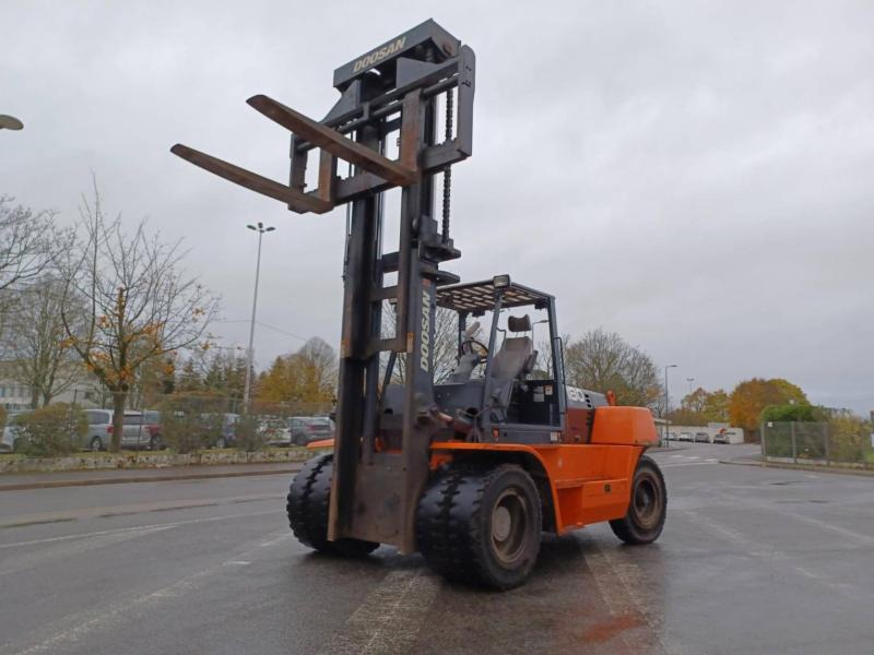 Doosan D1808-S - رافعة شوكية ديزل: صور 1 Doosan D1808-S - رافعة شوكية ديزل: صور 1