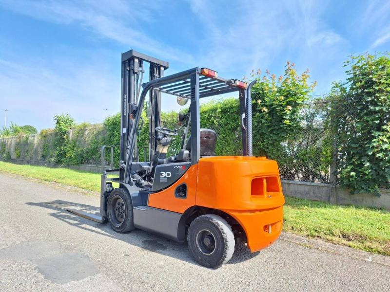 Doosan D30S 5 - رافعة شوكية ديزل: صور 4 Doosan D30S 5 - رافعة شوكية ديزل: صور 4