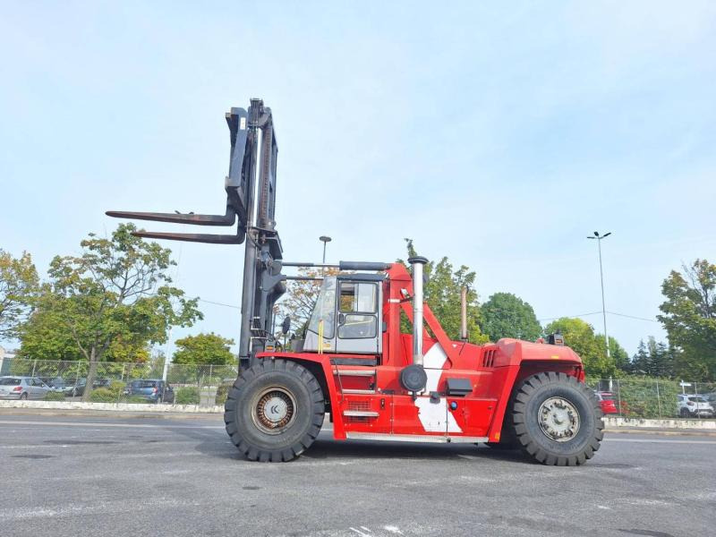 Kalmar DCF370-1200 - رافعة شوكية ديزل: صور 2 Kalmar DCF370-1200 - رافعة شوكية ديزل: صور 2