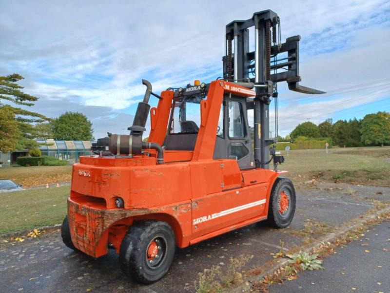 رافعة شوكية ديزل Mora M180C: صور 8