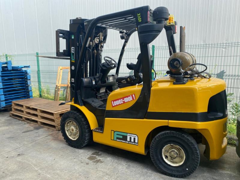 Yale GLP40VX5 - رافعة شوكية تعمل بالغاز: صور 1 Yale GLP40VX5 - رافعة شوكية تعمل بالغاز: صور 1