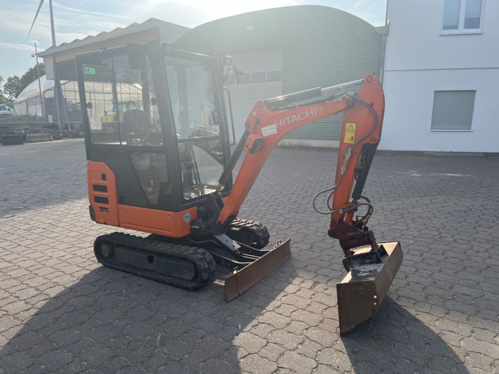Hitachi ZX 19-5A CR, BJ 17, 1988 BH, Tilt MS01, TL, GL - حفارة مصغرة: صور 3 Hitachi ZX 19-5A CR, BJ 17, 1988 BH, Tilt MS01, TL, GL - حفارة مصغرة: صور 3