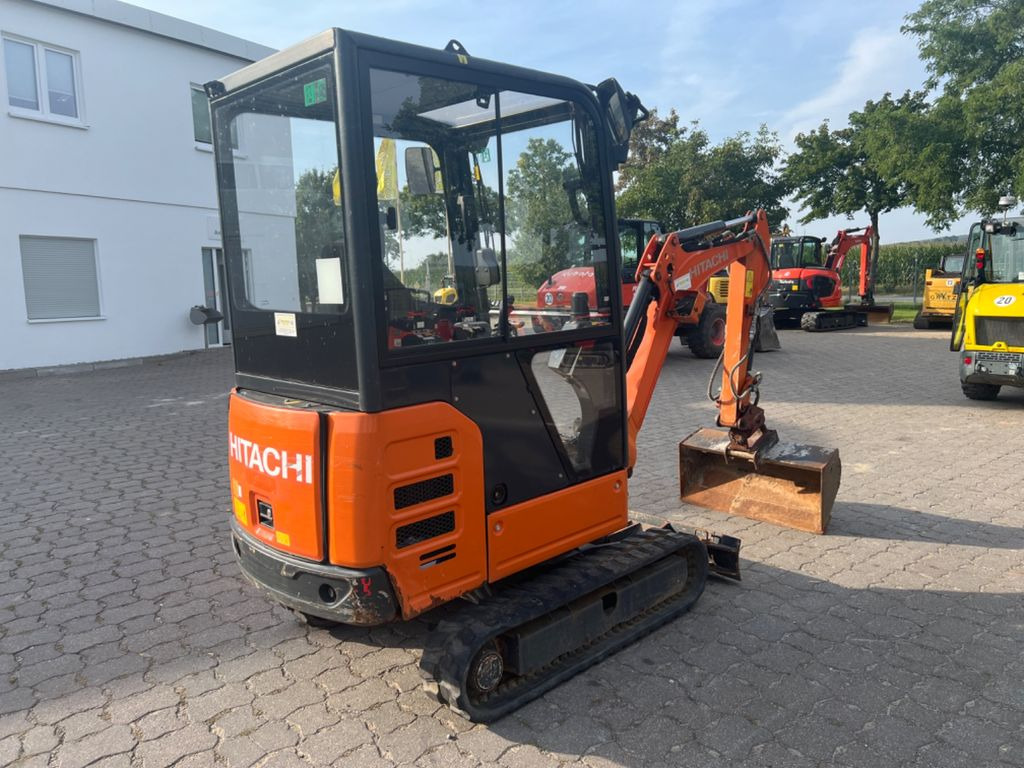 Hitachi ZX 19-5A CR, BJ 17, 1988 BH, Tilt MS01, TL, GL - حفارة مصغرة: صور 2 Hitachi ZX 19-5A CR, BJ 17, 1988 BH, Tilt MS01, TL, GL - حفارة مصغرة: صور 2