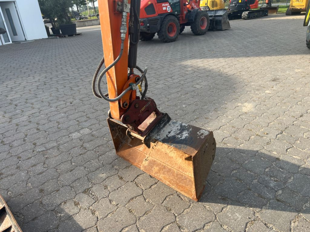 Hitachi ZX 19-5A CR, BJ 17, 1988 BH, Tilt MS01, TL, GL - حفارة مصغرة: صور 5 Hitachi ZX 19-5A CR, BJ 17, 1988 BH, Tilt MS01, TL, GL - حفارة مصغرة: صور 5