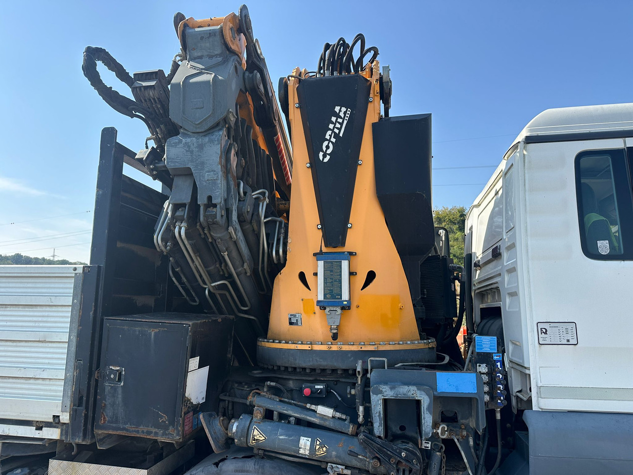 MAN TGS 41.440 Hiab Palfinger Fassi Copma 870 - شاحنة كرين: صور 3 MAN TGS 41.440 Hiab Palfinger Fassi Copma 870 - شاحنة كرين: صور 3