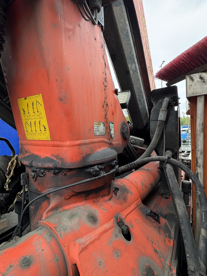 MERCEDES-BENZ Fassi Hiab Palfinger PK 18002D - شاحنة كرين: صور 5 MERCEDES-BENZ Fassi Hiab Palfinger PK 18002D - شاحنة كرين: صور 5