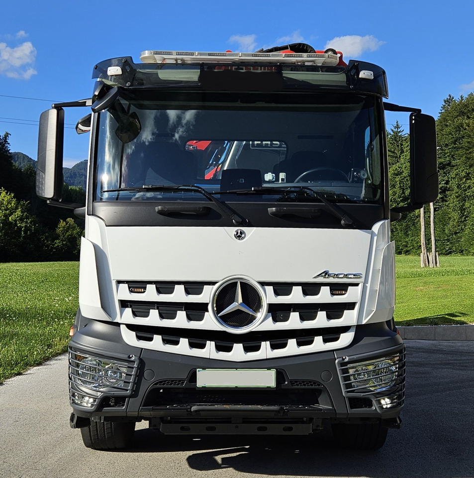 MERCEDES-BENZ Hiab Palfinger Fassi F545-6 JIB L426 - شاحنات مسطحة: صور 1 MERCEDES-BENZ Hiab Palfinger Fassi F545-6 JIB L426 - شاحنات مسطحة: صور 1