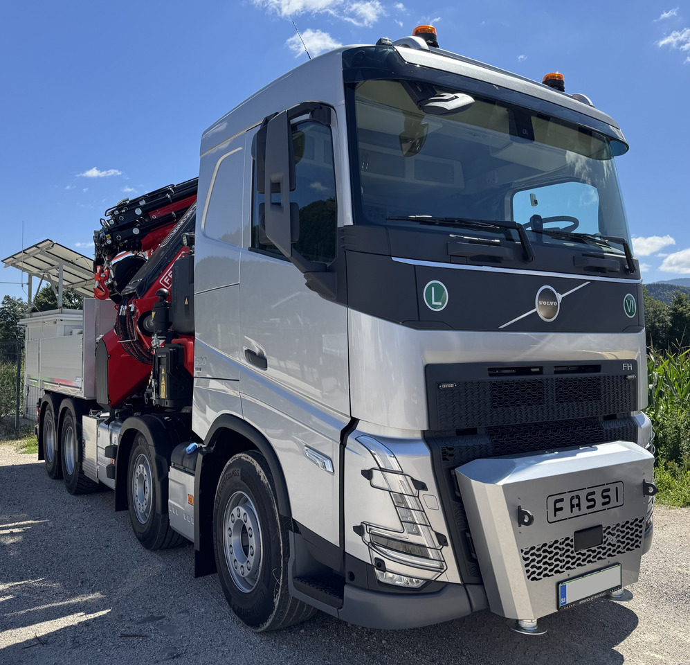 VOLVO Hiab Palfinger Fassi F1450 - شاحنة كرين: صور 2 VOLVO Hiab Palfinger Fassi F1450 - شاحنة كرين: صور 2