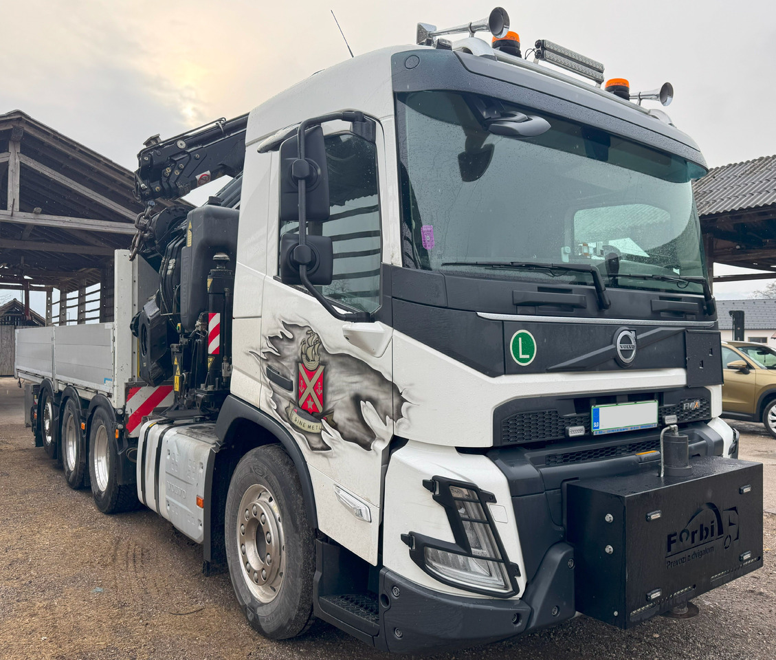 VOLVO Hiab Palfinger Fassi F710-6 JIB-4 - شاحنة كرين: صور 1 VOLVO Hiab Palfinger Fassi F710-6 JIB-4 - شاحنة كرين: صور 1
