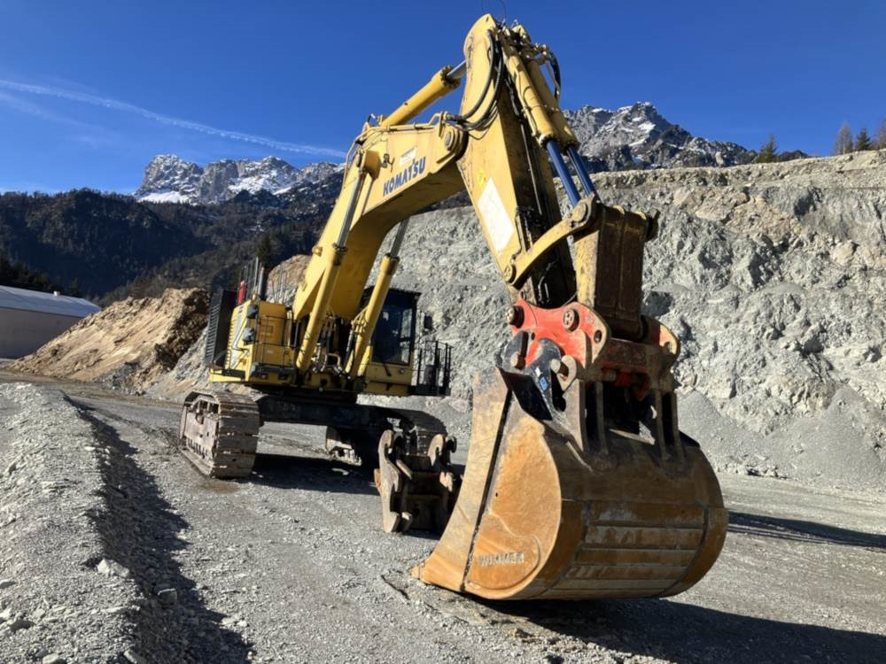 Komatsu PC1250-8 - حفارات زحافة: صور 1 Komatsu PC1250-8 - حفارات زحافة: صور 1
