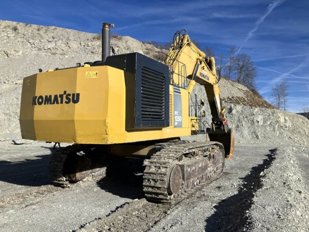 Komatsu PC1250-8 - حفارات زحافة: صور 2 Komatsu PC1250-8 - حفارات زحافة: صور 2