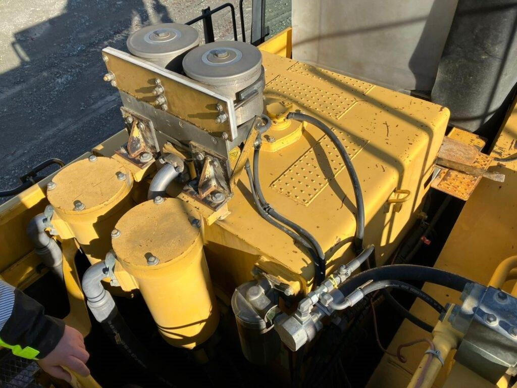 Komatsu PC1250-8 - حفارات زحافة: صور 5 Komatsu PC1250-8 - حفارات زحافة: صور 5