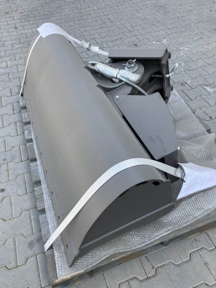 Volvo Böschungslöffel schwenkbar - حفار متعدد الاستخدام: صور 2 Volvo Böschungslöffel schwenkbar - حفار متعدد الاستخدام: صور 2