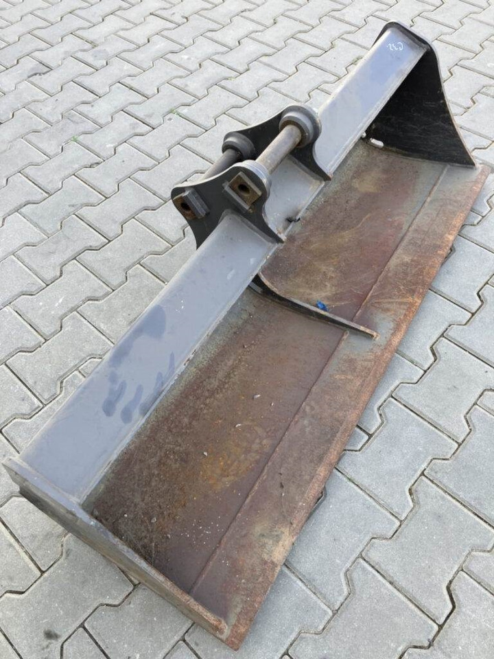 Volvo Böschungslöffel starr - Festanbau - حفار متعدد الاستخدام: صور 1 Volvo Böschungslöffel starr - Festanbau - حفار متعدد الاستخدام: صور 1