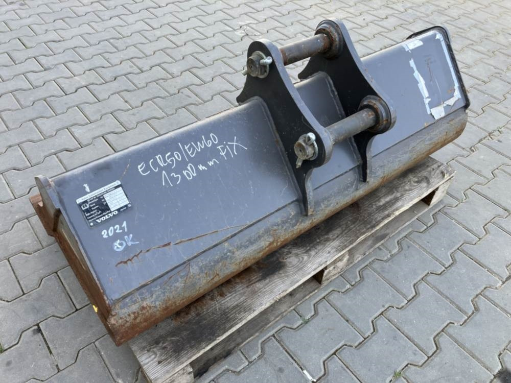 Volvo Böschungslöffel starr - حفار متعدد الاستخدام: صور 2 Volvo Böschungslöffel starr - حفار متعدد الاستخدام: صور 2