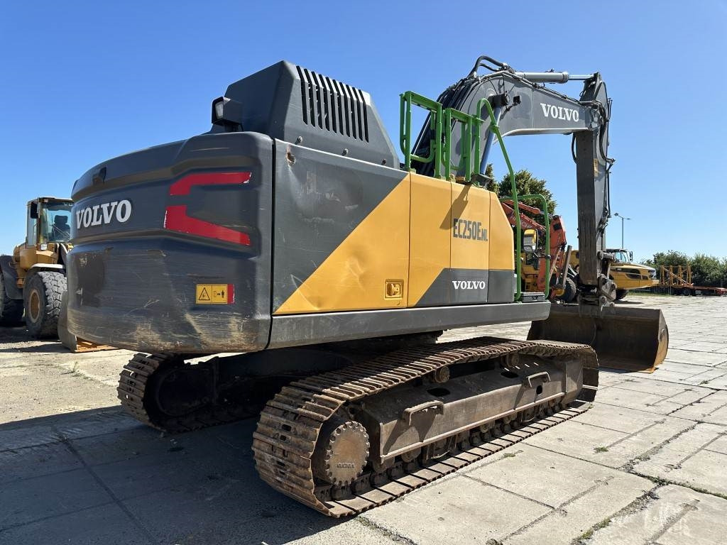 Volvo EC250ENL - حفارات زحافة: صور 3 Volvo EC250ENL - حفارات زحافة: صور 3