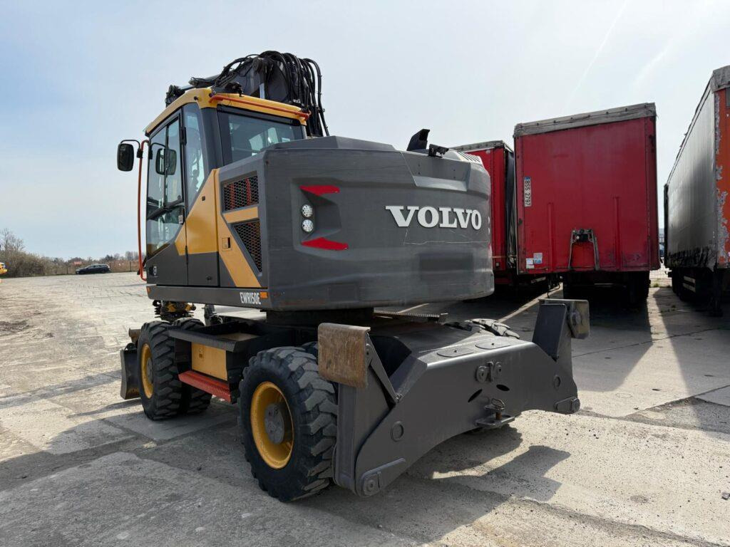 Volvo EWR150E - حفارة على عجلات: صور 2 Volvo EWR150E - حفارة على عجلات: صور 2