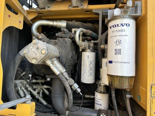 Volvo EWR150E - حفارة على عجلات: صور 5 Volvo EWR150E - حفارة على عجلات: صور 5