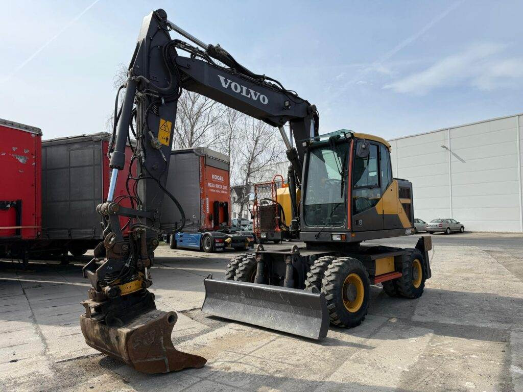 Volvo EWR150E - حفارة على عجلات: صور 4 Volvo EWR150E - حفارة على عجلات: صور 4