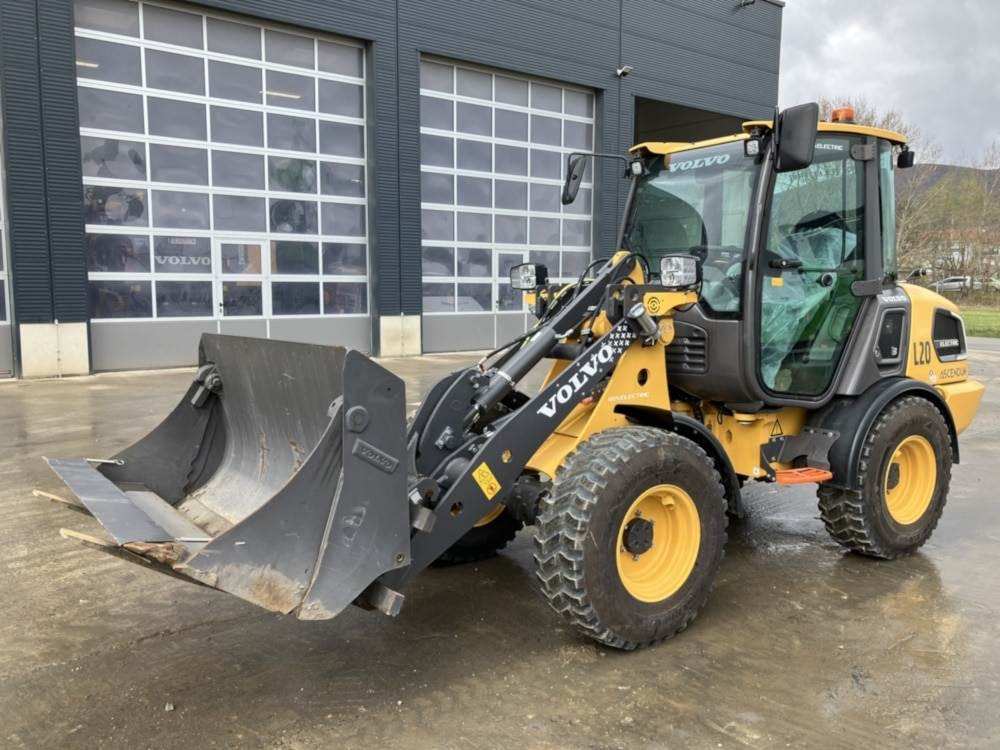 Volvo JL20H Electric - شيول صغير: صور 4 Volvo JL20H Electric - شيول صغير: صور 4