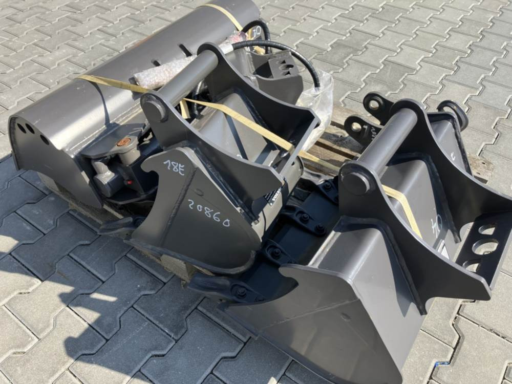Volvo Löffelset inkl. Schnellwechsler für EC18 - حفار متعدد الاستخدام: صور 1 Volvo Löffelset inkl. Schnellwechsler für EC18 - حفار متعدد الاستخدام: صور 1