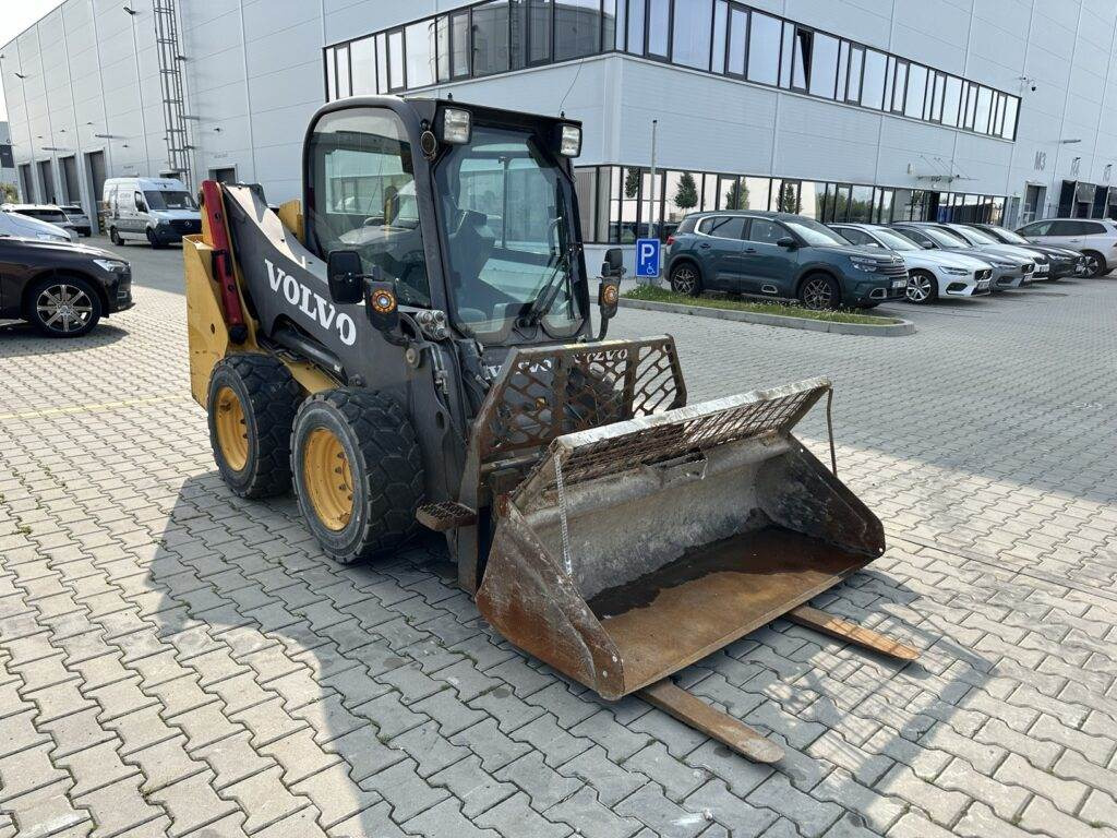 Volvo MC70C - شيول صغير: صور 1 Volvo MC70C - شيول صغير: صور 1