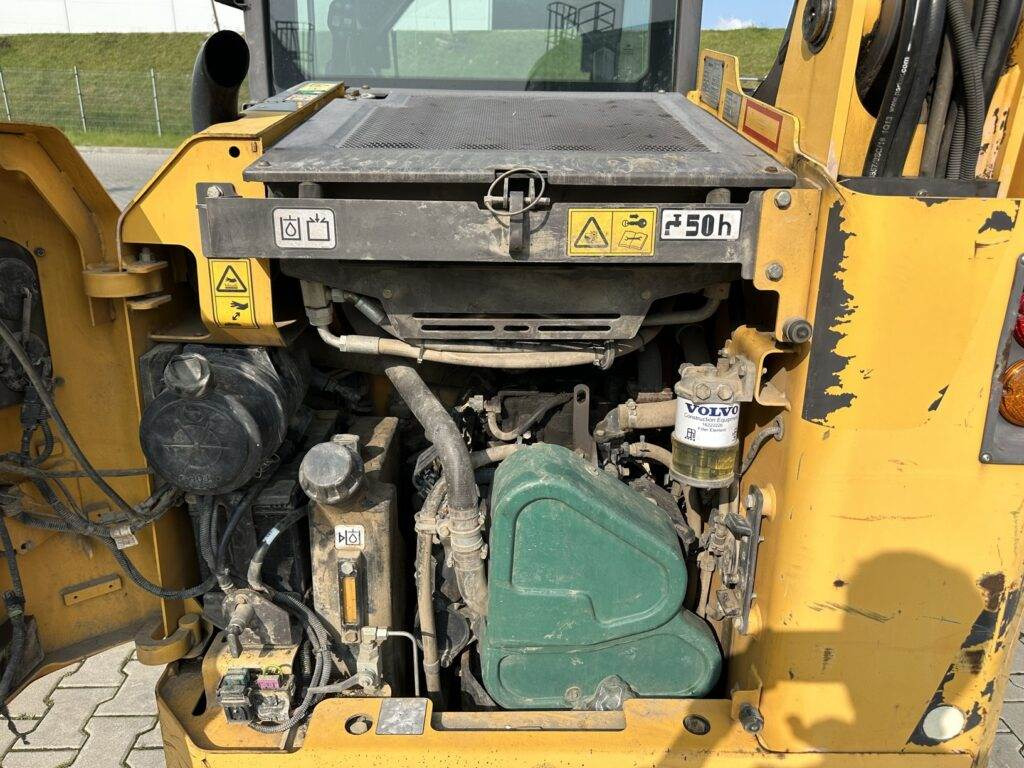 Volvo MC70C - شيول صغير: صور 5 Volvo MC70C - شيول صغير: صور 5