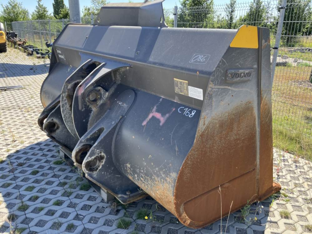 Volvo Schaufel mit Zähnen - Festanbau - بكت: صور 2 Volvo Schaufel mit Zähnen - Festanbau - بكت: صور 2