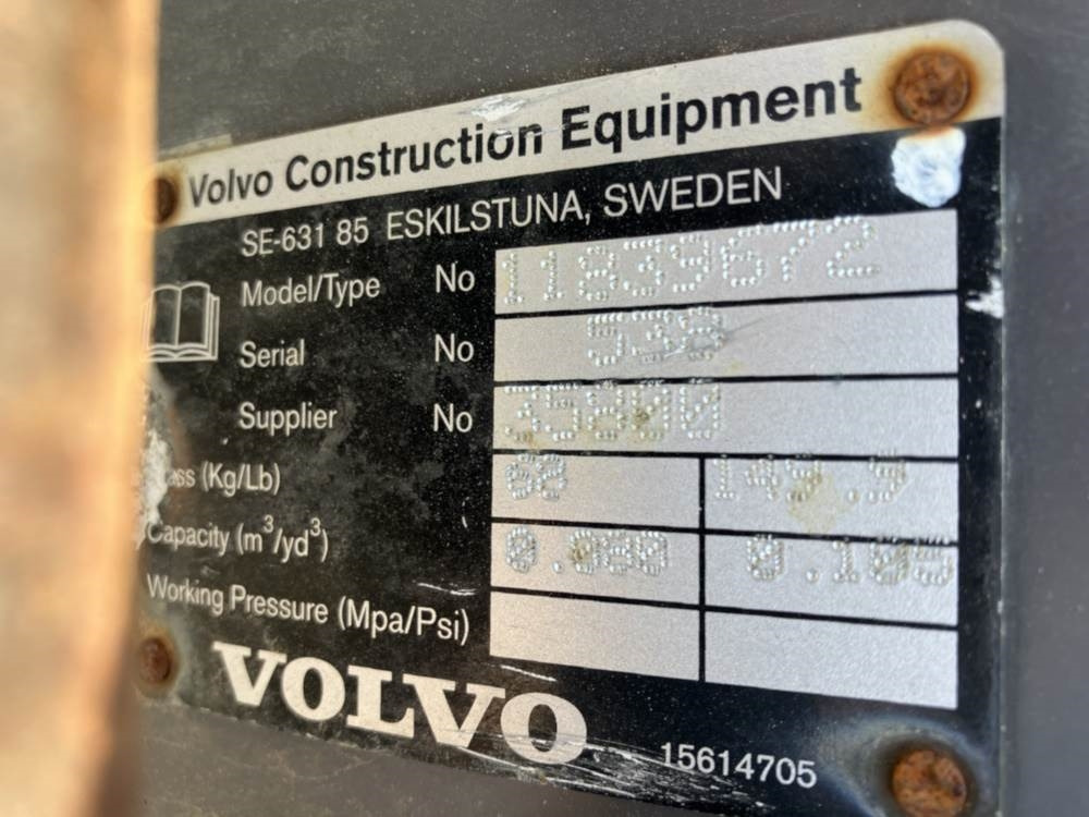 Volvo Tieflöffel mit Zähne - Festanbau - حفار متعدد الاستخدام: صور 4 Volvo Tieflöffel mit Zähne - Festanbau - حفار متعدد الاستخدام: صور 4