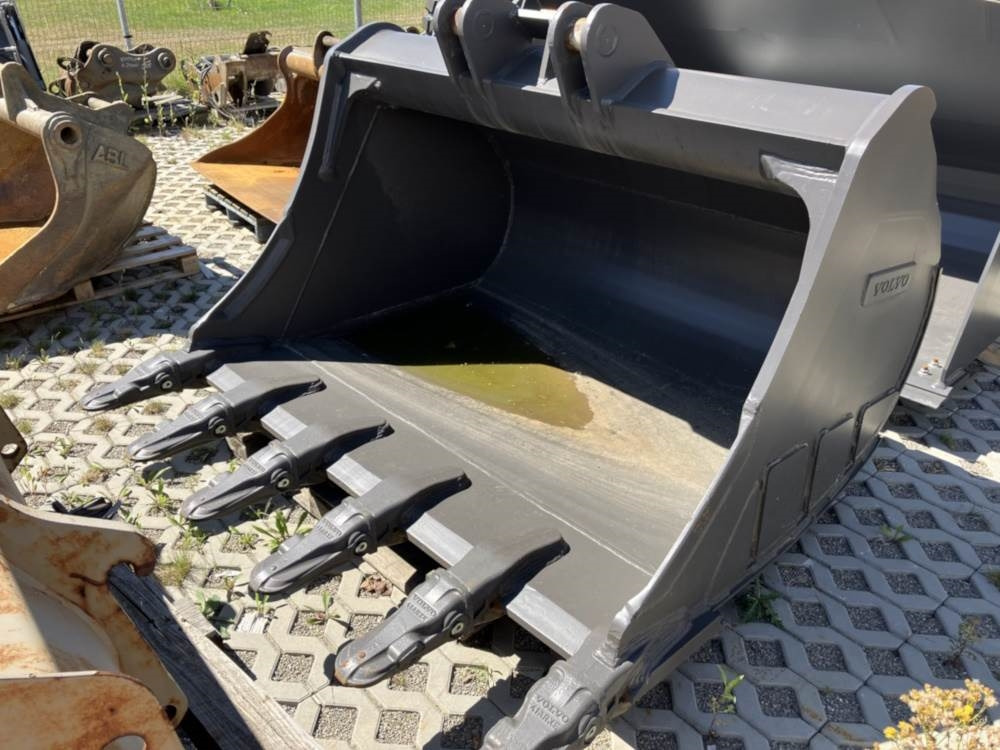 Volvo Tieflöffel mit Zähne S2 - حفار متعدد الاستخدام: صور 1 Volvo Tieflöffel mit Zähne S2 - حفار متعدد الاستخدام: صور 1