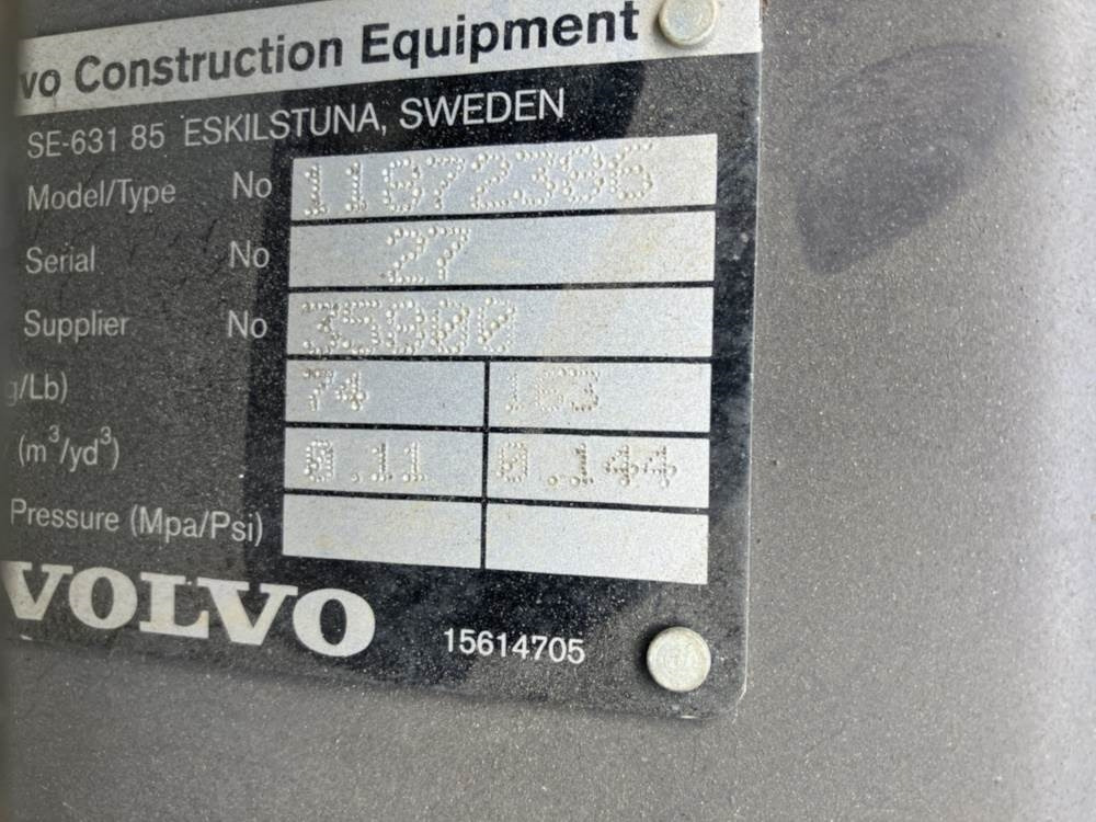 Volvo Tieflöffel mit Zähnen - Festanbau - حفار متعدد الاستخدام: صور 4 Volvo Tieflöffel mit Zähnen - Festanbau - حفار متعدد الاستخدام: صور 4