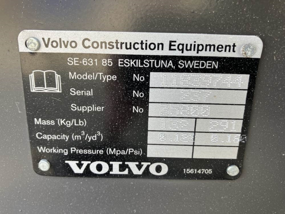 Volvo Tieflöffel mit Zähnen - حفار متعدد الاستخدام: صور 3 Volvo Tieflöffel mit Zähnen - حفار متعدد الاستخدام: صور 3