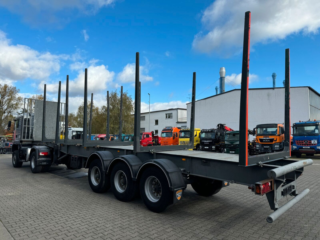BLUMHARDT SAL.40.24 Holztransporter 3 Achse - نصف مقطورة اخشاب: صور 5 BLUMHARDT SAL.40.24 Holztransporter 3 Achse - نصف مقطورة اخشاب: صور 5