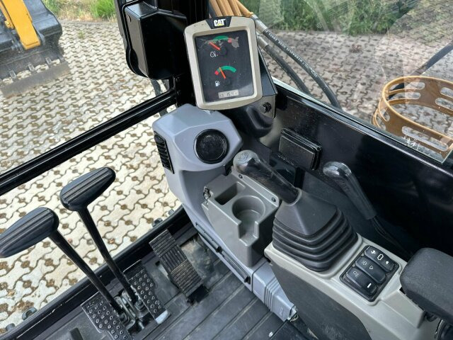 CAT Bagger 306 E2 Minibagger Kettenbagger 270 H - حفارات زحافة: صور 2 CAT Bagger 306 E2 Minibagger Kettenbagger 270 H - حفارات زحافة: صور 2