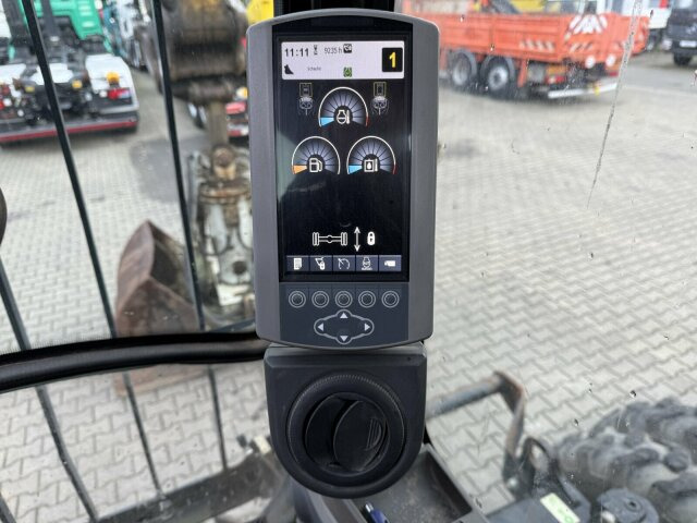 CAT M318D Mobilbagger *9.235 h *Schnellw. *Greifer - حفارة على عجلات: صور 3 CAT M318D Mobilbagger *9.235 h *Schnellw. *Greifer - حفارة على عجلات: صور 3