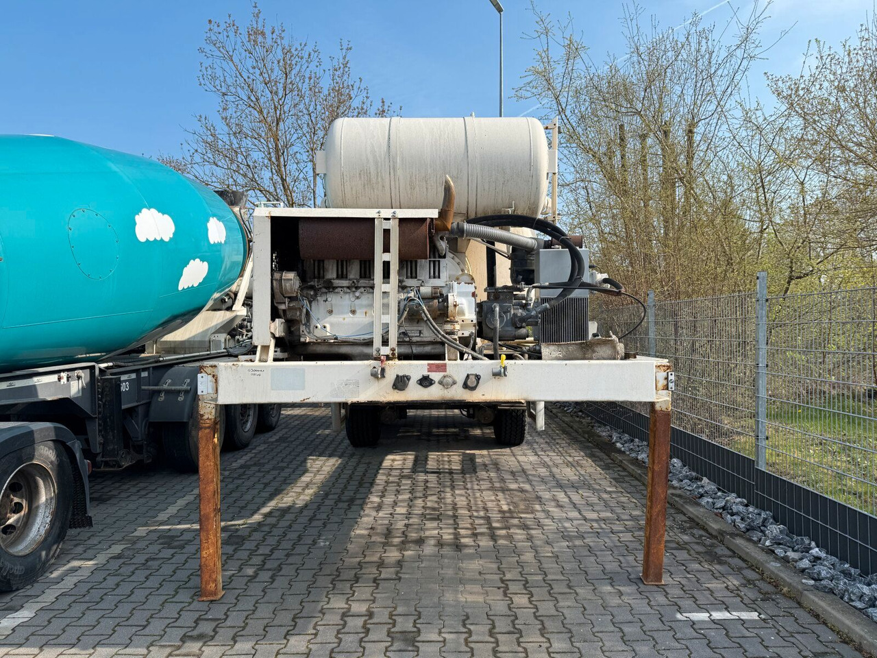 Intermix 10 m³ Betonmischer Auflieger mit Motor - شاحنة خلاطة خرسانة: صور 5 Intermix 10 m³ Betonmischer Auflieger mit Motor - شاحنة خلاطة خرسانة: صور 5