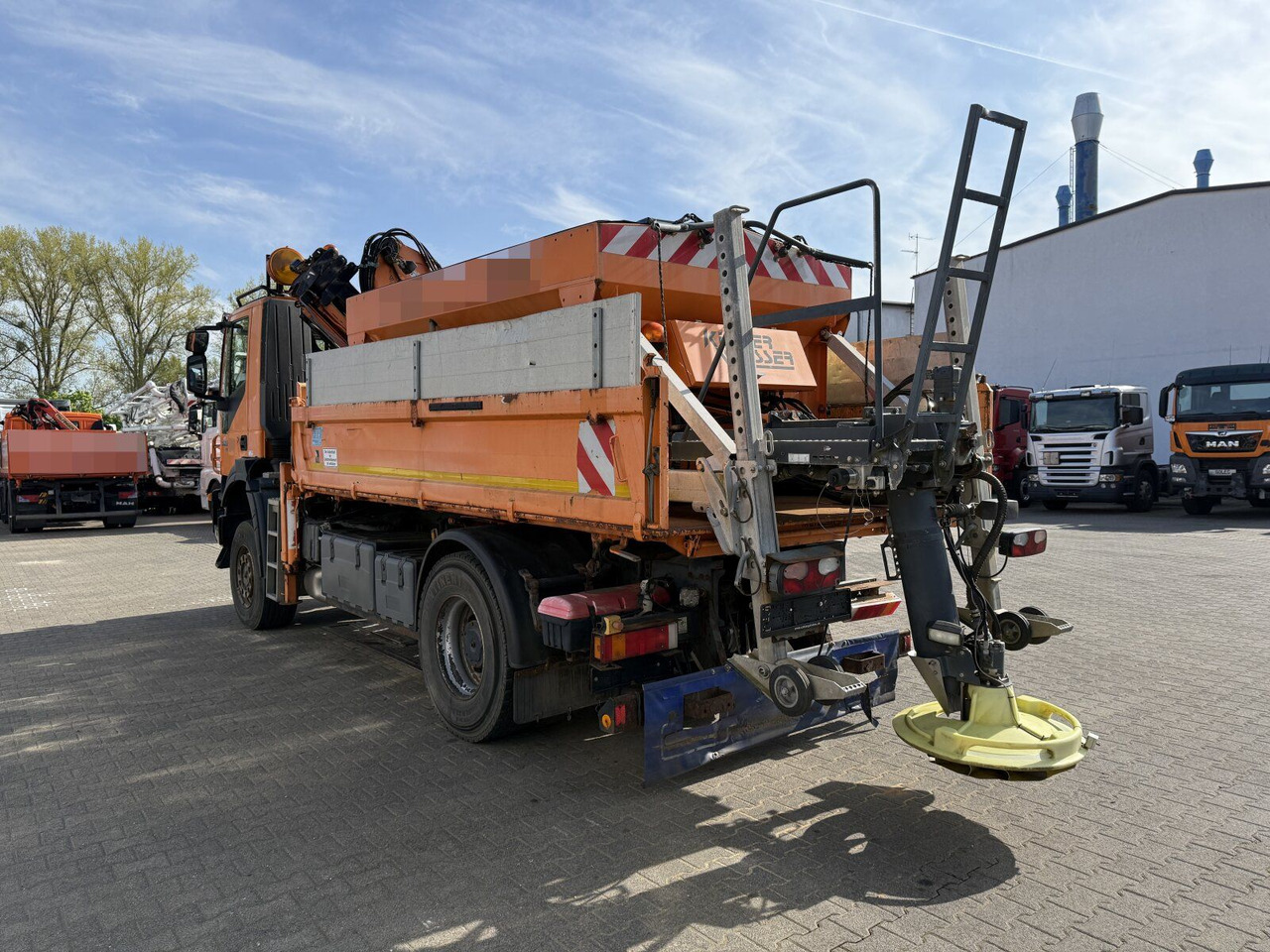 Iveco TRAKKER Kipper Kran TEREX 85.2 Salzstreuer - قلابات, شاحنة كرين: صور 5 Iveco TRAKKER Kipper Kran TEREX 85.2 Salzstreuer - قلابات, شاحنة كرين: صور 5