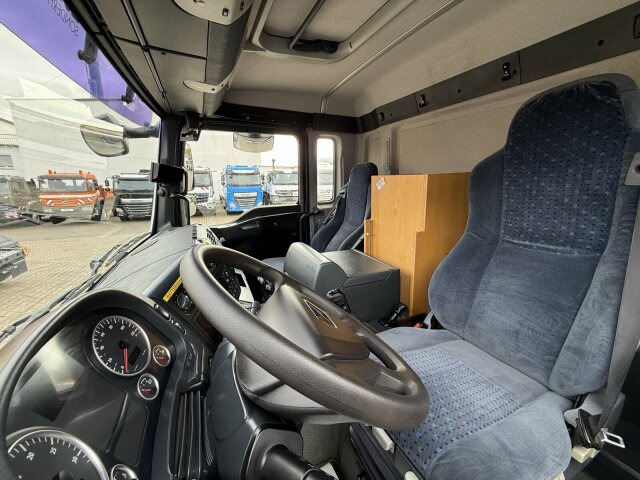 تأجير MAN TGA 18.360 4x2 HD-Kanalreiniger ASSMANN 6500 L MAN TGA 18.360 4x2 HD-Kanalreiniger ASSMANN 6500 L: صور 14 تأجير MAN TGA 18.360 4x2 HD-Kanalreiniger ASSMANN 6500 L MAN TGA 18.360 4x2 HD-Kanalreiniger ASSMANN 6500 L: صور 14