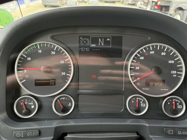 MAN TGA 18.360 4x2 HD-Kanalreiniger ASSMANN 6500 L - فراغ شاحنة: صور 2 MAN TGA 18.360 4x2 HD-Kanalreiniger ASSMANN 6500 L - فراغ شاحنة: صور 2