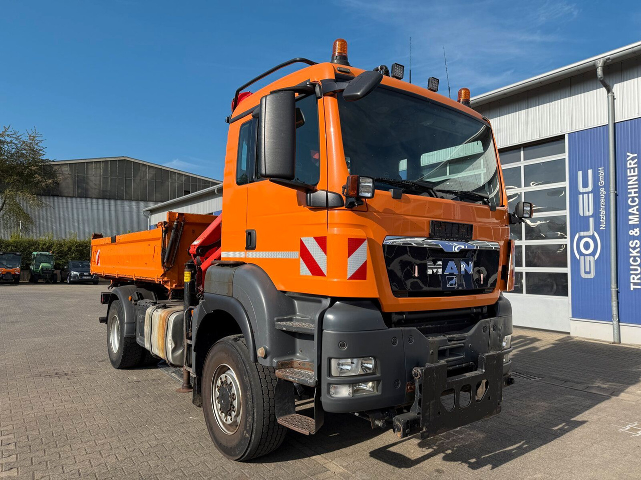 MAN TGA 18.360 4x4 Dreiseiten-Kipper Kran PALFINGER - شاحنة كرين: صور 1 MAN TGA 18.360 4x4 Dreiseiten-Kipper Kran PALFINGER - شاحنة كرين: صور 1