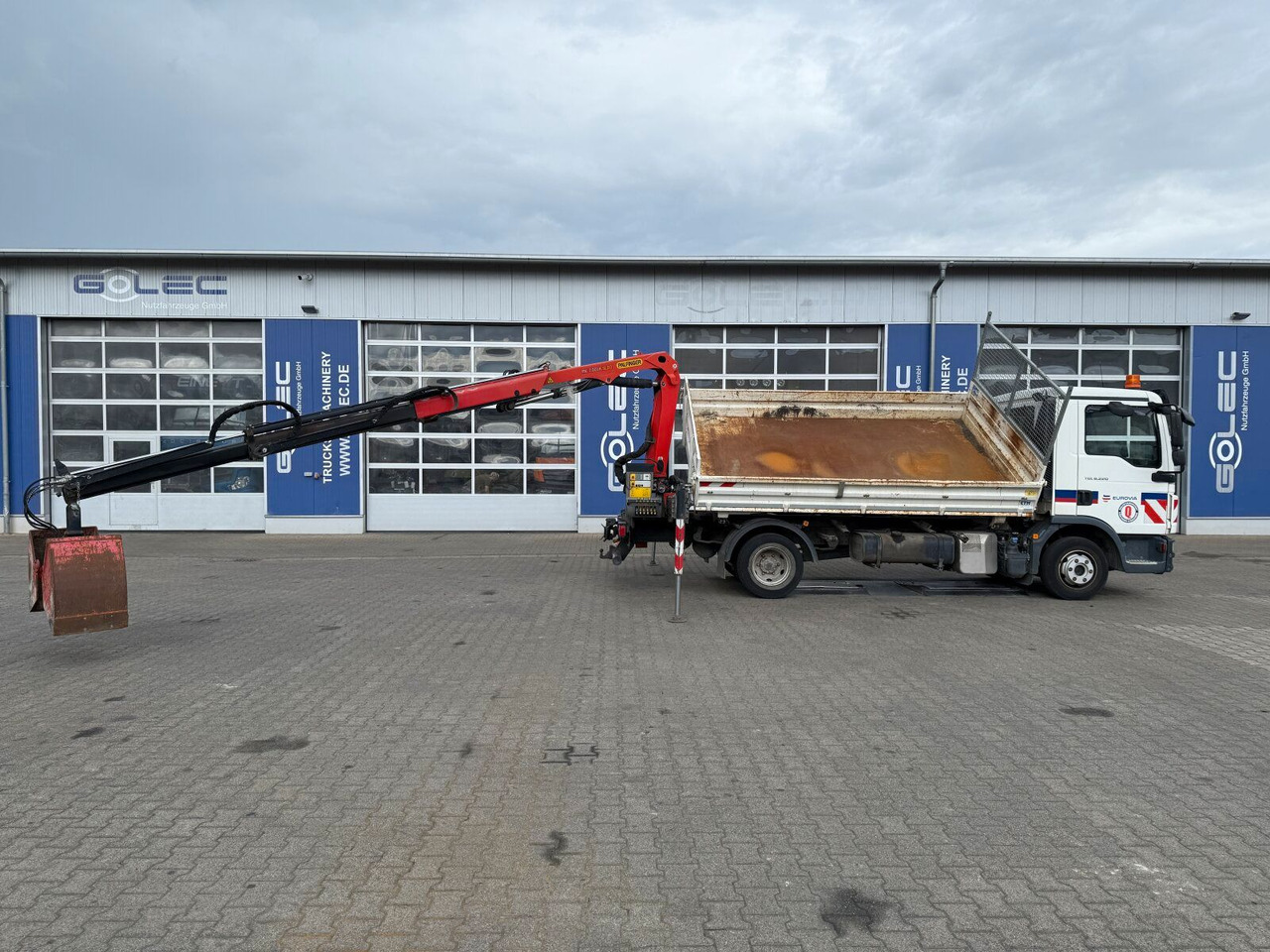 MAN TGL 8.220 4x2 Kipper Kran Palfinger 7.001-K A - قلاب صغير: صور 4 MAN TGL 8.220 4x2 Kipper Kran Palfinger 7.001-K A - قلاب صغير: صور 4