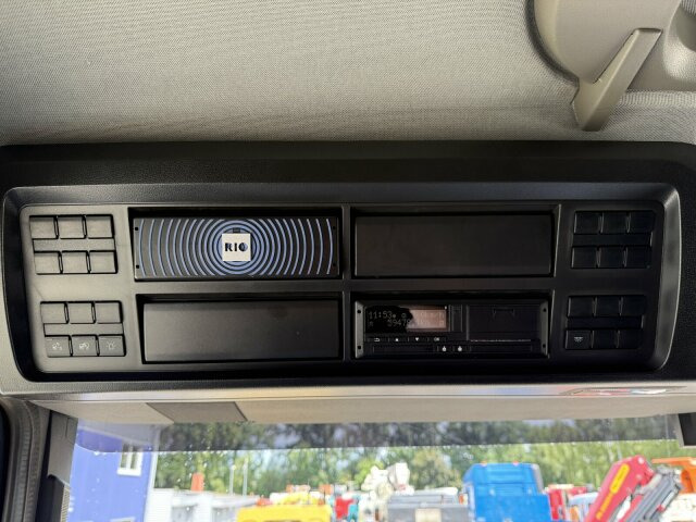 MAN TGS 18.520 4x4 SZM - Kipphyd. Blatt Luft Pritard - شاحنة جرار: صور 4 MAN TGS 18.520 4x4 SZM - Kipphyd. Blatt Luft Pritard - شاحنة جرار: صور 4