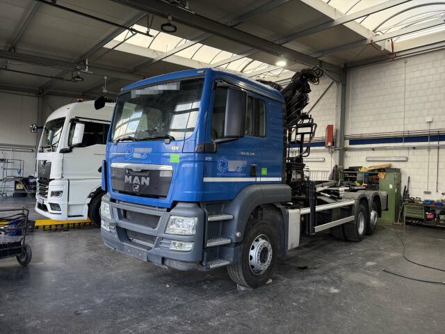 MAN TGS 26.320 6x2 Abrollkipper + Kran HIAB 166 E-5 - شاحنة ذات الخطاف, شاحنة كرين: صور 1 MAN TGS 26.320 6x2 Abrollkipper + Kran HIAB 166 E-5 - شاحنة ذات الخطاف, شاحنة كرين: صور 1