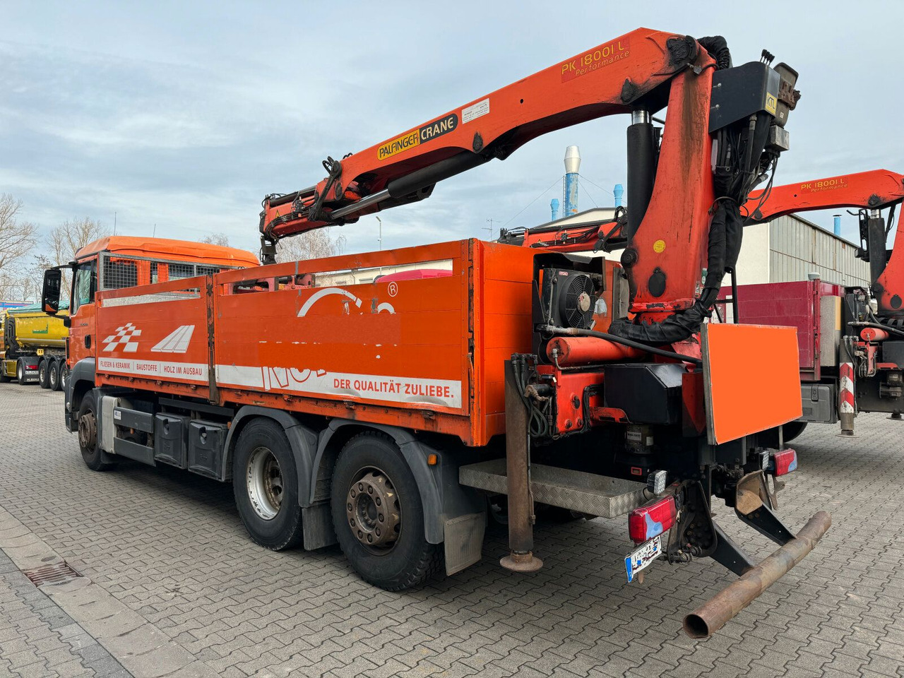 MAN TGS 26.400 6x2 Pritsche Kran Palfinger PK 18001L - شاحنات مسطحة, شاحنة كرين: صور 4 MAN TGS 26.400 6x2 Pritsche Kran Palfinger PK 18001L - شاحنات مسطحة, شاحنة كرين: صور 4