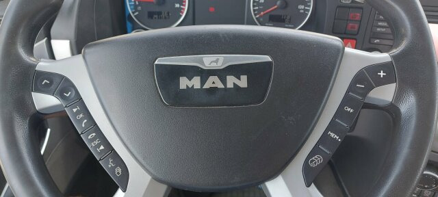 MAN TGS 28.400 6x4-4 Kipper Kran Palfinger PK9002 - قلابات, شاحنة كرين: صور 5 MAN TGS 28.400 6x4-4 Kipper Kran Palfinger PK9002 - قلابات, شاحنة كرين: صور 5