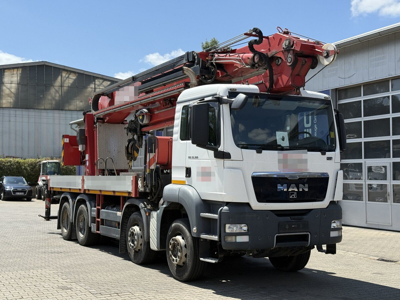 MAN TGS 35.360 8X4 BB Dachdecker Kran bis 52 m - شاحنة كرين: صور 1 MAN TGS 35.360 8X4 BB Dachdecker Kran bis 52 m - شاحنة كرين: صور 1